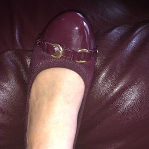 Comfortable Burgundy Flats